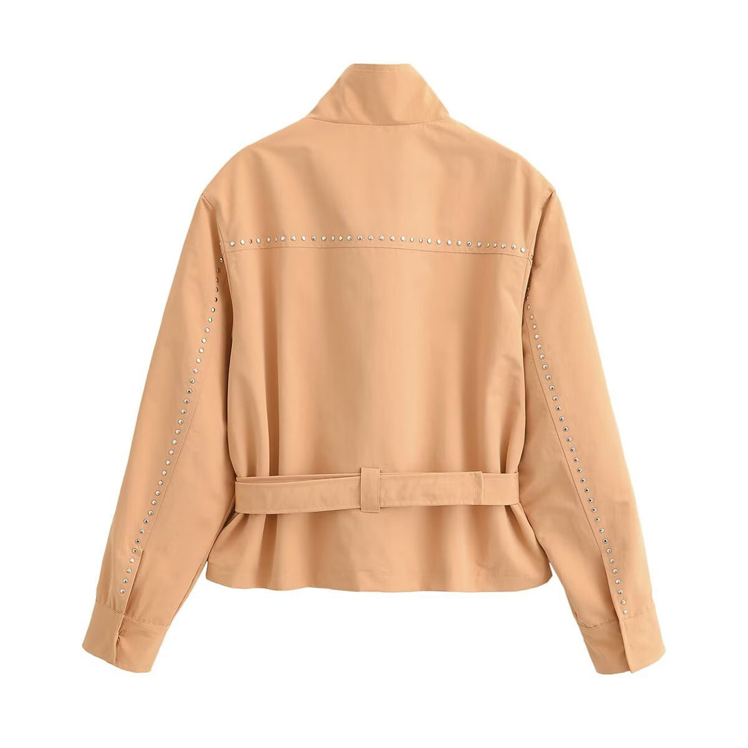 Damen Kurzjacke mit Nietenbesatz, Stehkragen und Taillengürtel Nord Taschen