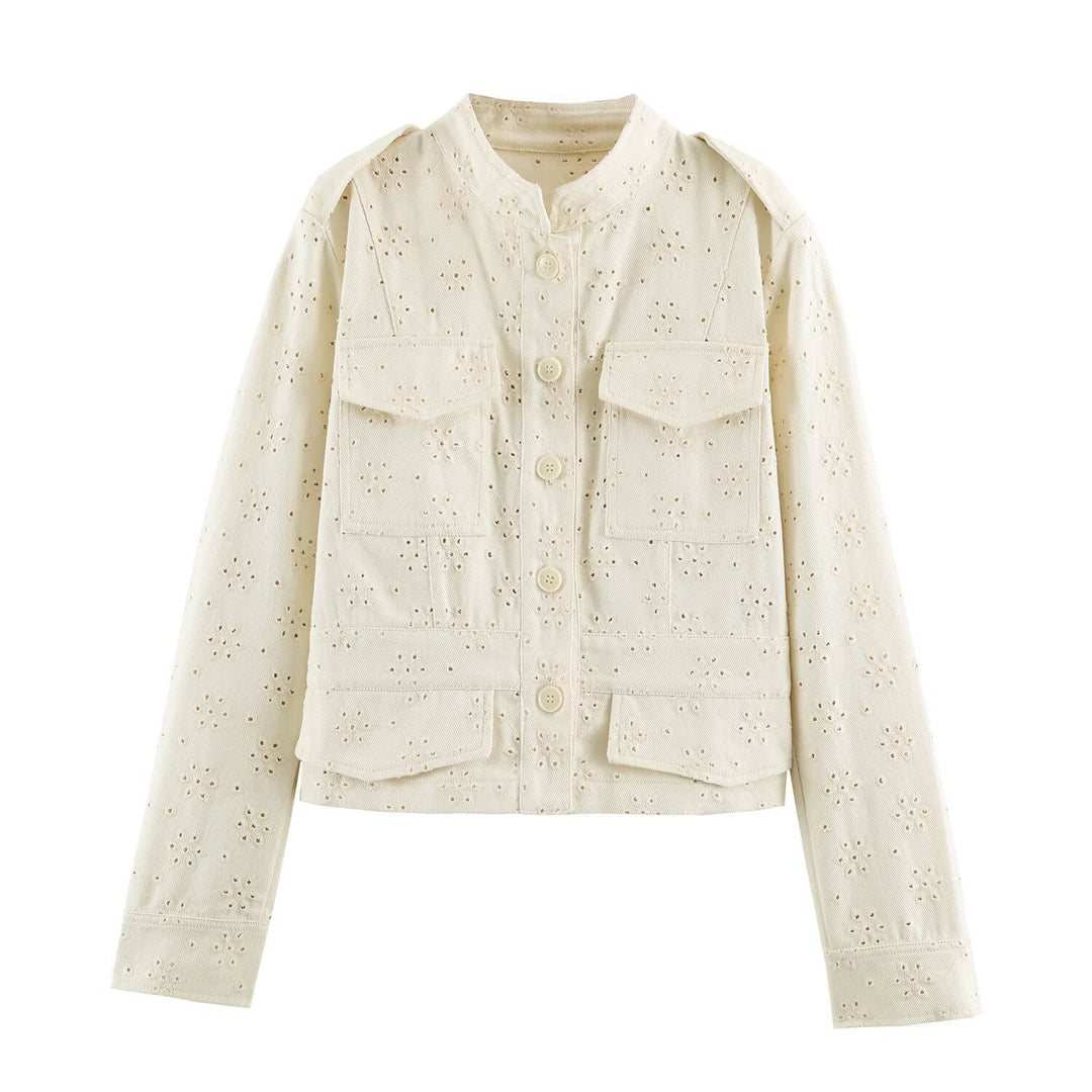 Damen Kurze Broderie‑Anglaise Jacke im Utilitarstil mit Stehkragen und Pattentaschen Nord Taschen
