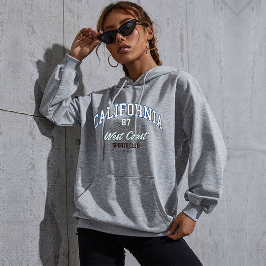 Damen Relaxed-Fit Hoodie mit Collegestyle-Frontprint und Kängurutasche Nord Taschen