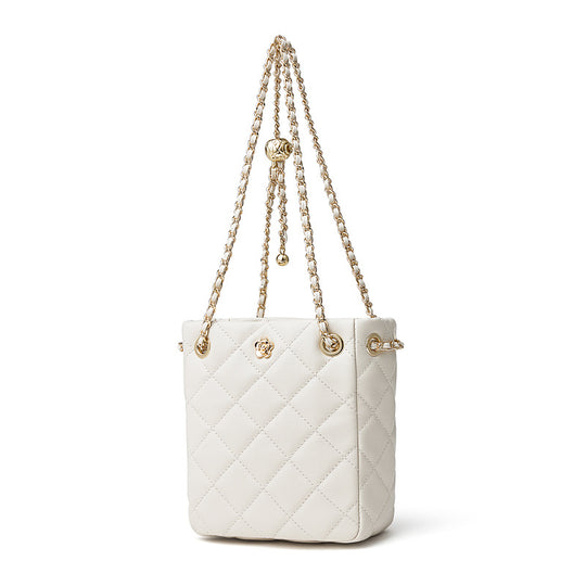 Damen Bucket-Tasche mit edlem Steppmuster und goldenen Details Nord Taschen