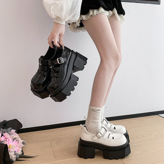 Damen Plateau-Schuhe mit modischem Riemen-Design und hohem Blockabsatz Nord Taschen