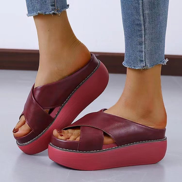 Damen komfortable und elegante Plateau-Pantoletten Nord Taschen