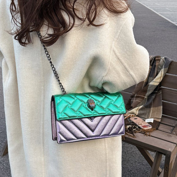 Damen glamouröse Umhängetasche mit schimmerndem und gepolstertem Design Nord Taschen