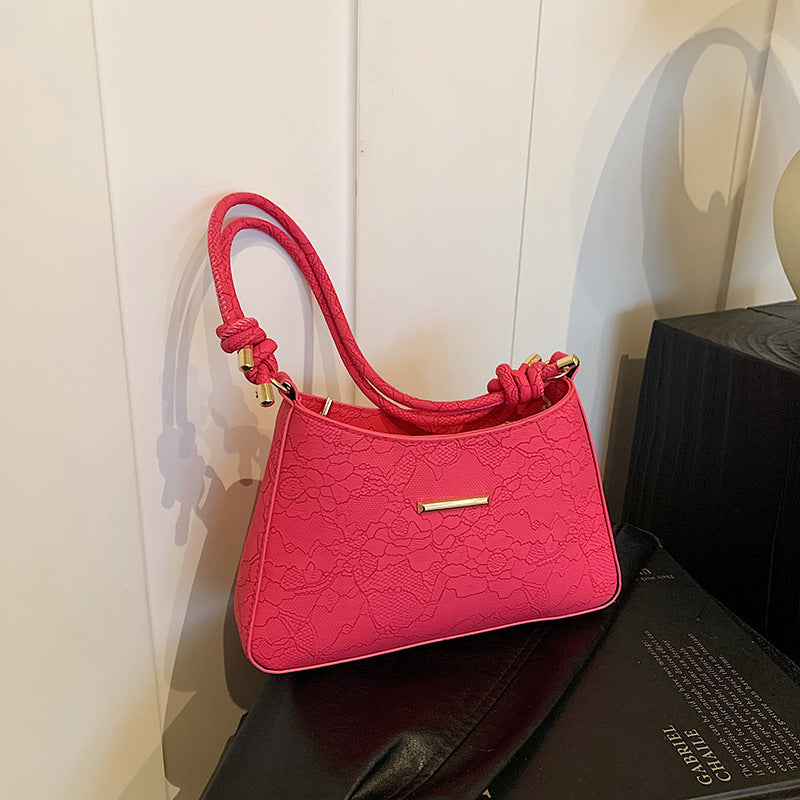 Damen Designer Handtasche mit floralem Relief Nord Taschen