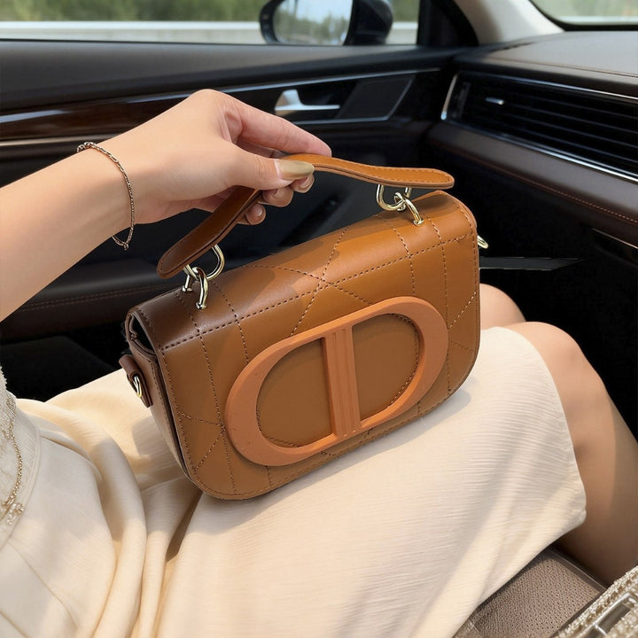 Damen Umhängetasche aus strukturiertem Kunstleder mit stilvollem Logo Nord Taschen