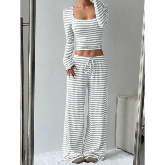 Damen Gestreifter Lounge-Zweiteiler mit weitem Bein und Cropped Langarmtop Nord Taschen