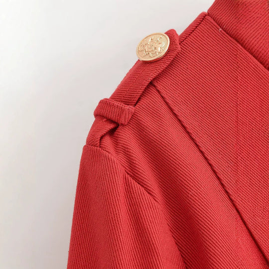 Damen Militärinspirierte Kurzjacke mit Stehkragen, Zierriegeln und goldenen Zierknöpfen Nord Taschen