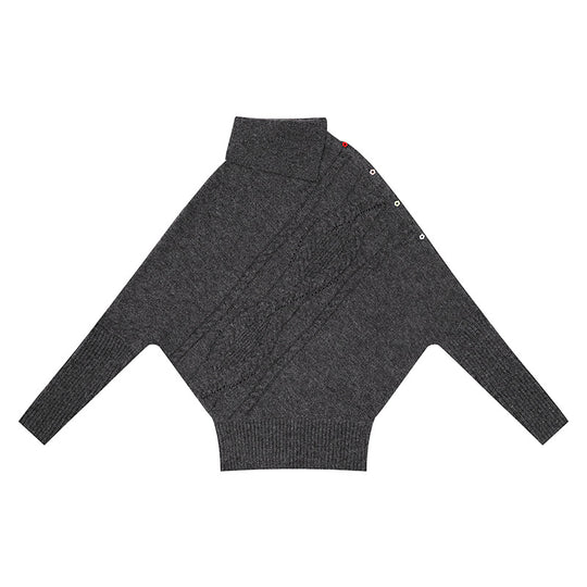 Damen Oversize-Pullover mit Rollkragen, asymmetrischer Schulter-Knopfleiste und Zopfstrick-Details Nord Taschen