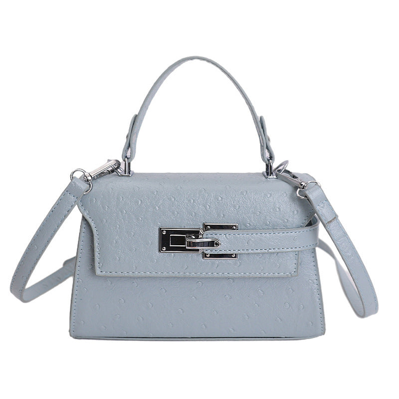 Damen Handtasche im eleganten Design mit niedlichem Anhänger Nord Taschen