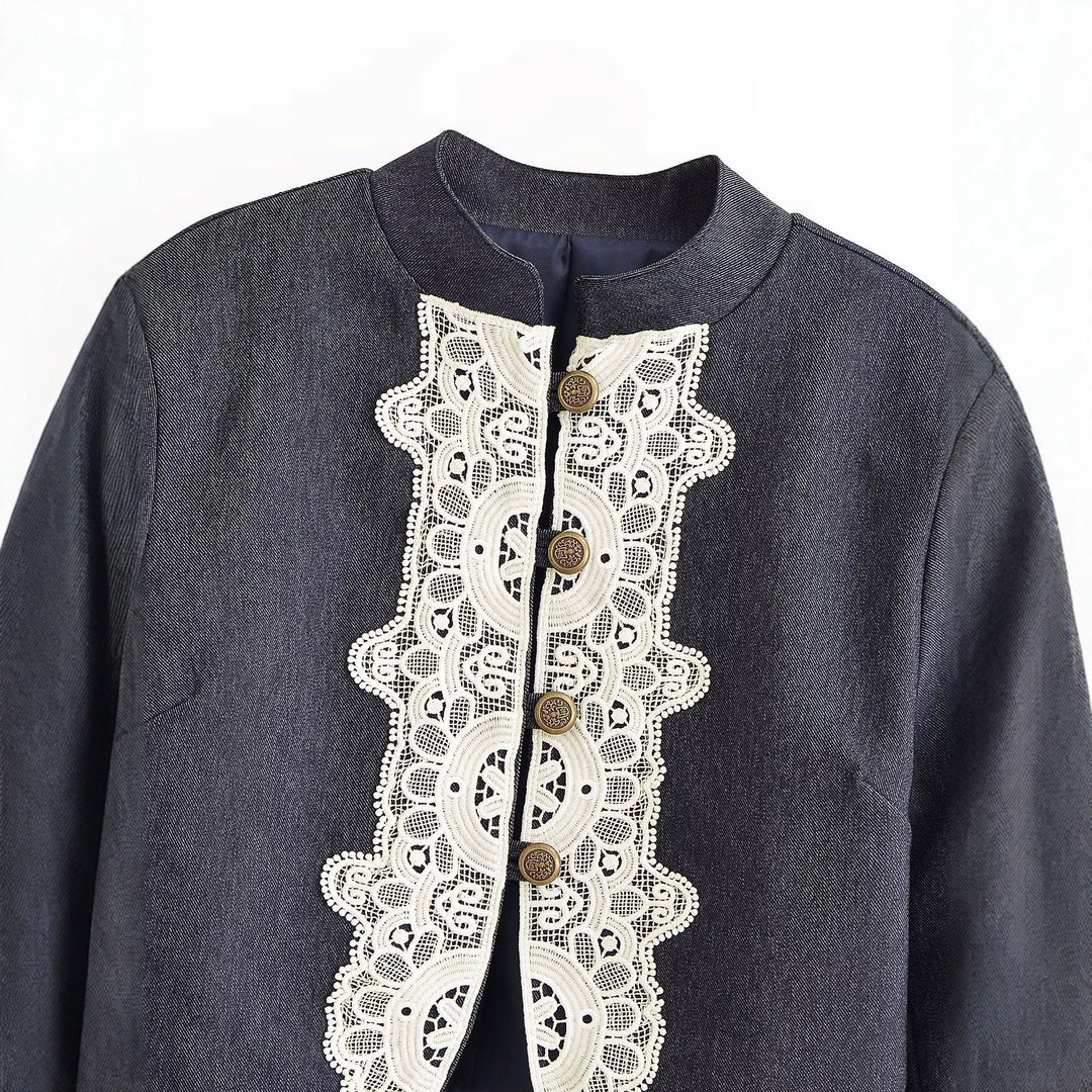 Damen Cropped‑Blazer im Bolero‑Stil mit Spitzenbordüre und Zierknöpfen Nord Taschen
