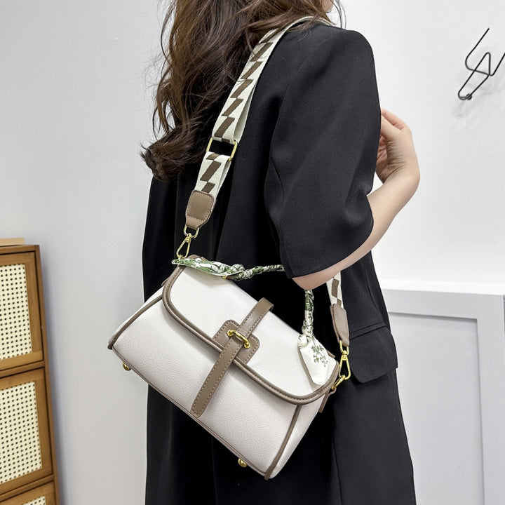 Damen elegante Handtasche mit modischem Schal-Detail Nord Taschen