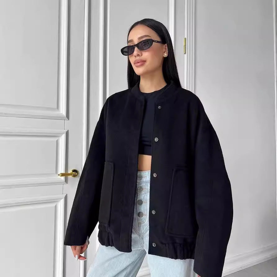 Damen Kurz geschnittener kastiger Wollmix-Blouson mit Druckknopfleiste und aufgesetzten Taschen Nord Taschen