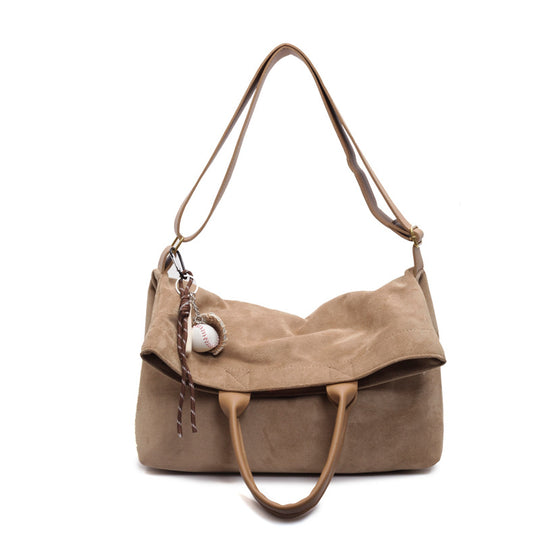Damen stilvolle Schultertasche mit abnehmbarem Schlüsselanhänger Nord Taschen
