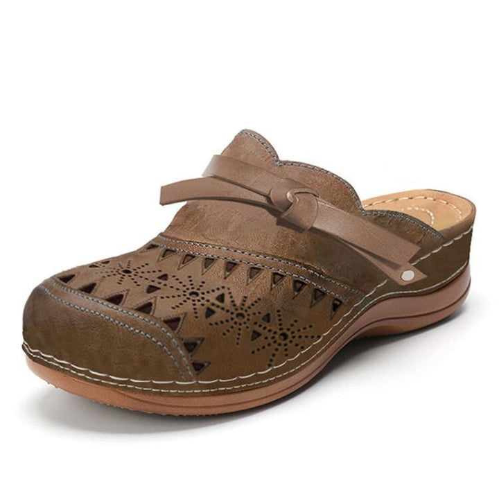 Damen Komfort Clogs mit modischem Lochmuster und dekorativem Riemen