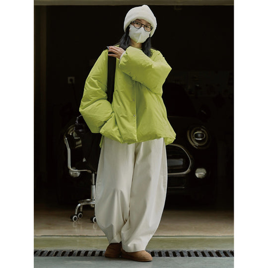Damen Oversized wattierte Steppjacke mit Rundhalsausschnitt und Druckknopfleiste Nord Taschen