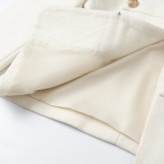 Damen Kurzjacke im militärischen Stil mit goldfarbenen Zierknöpfen Nord Taschen