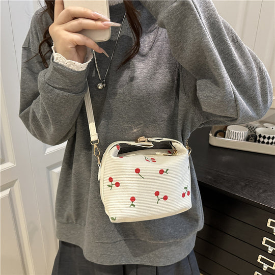 Damen Umhängetasche mit fröhlichem Kirschdesign und verstellbarem Schulterriemen Nord Taschen