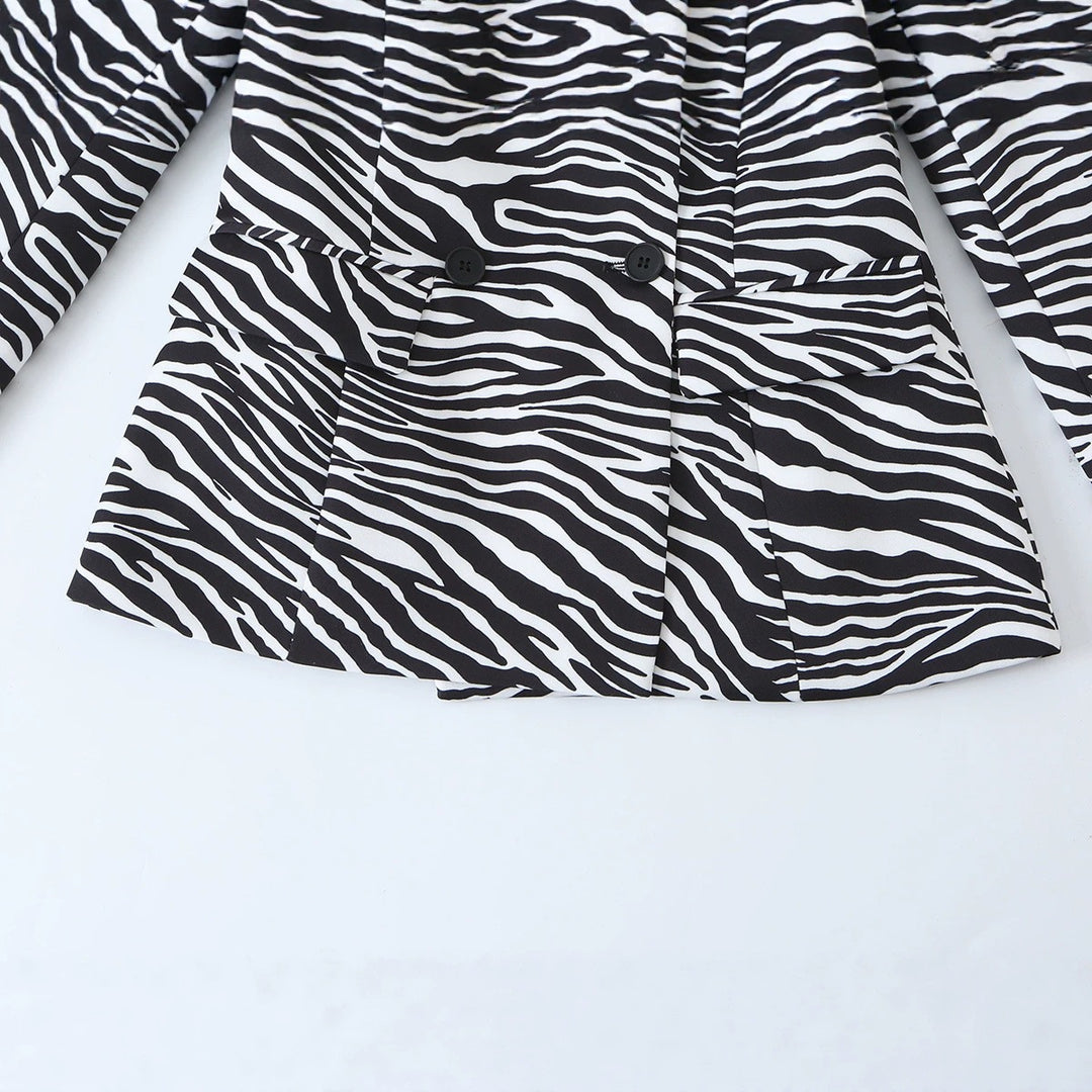 Damen Zebra-Print Blazer im Tailoring-Look mit Doppelreiher und figurbetonter Taille Nord Taschen