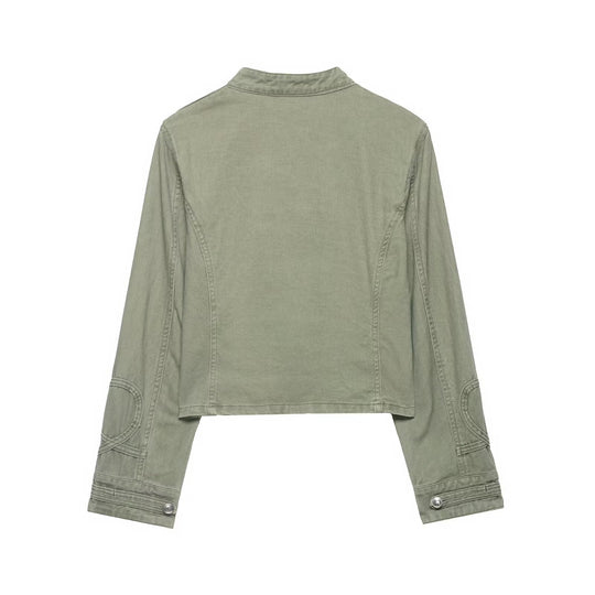 Damen Kurzgeschnittene Military-Jacke mit Stehkragen, Zierknopfleiste und taillierter Silhouette Nord Taschen