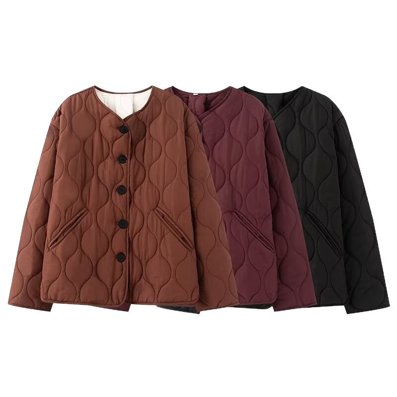 Damen Steppjacke ohne Kragen mit Rundhalsausschnitt, Boxy‑Schnitt und dekorativer Wellensteppung Nord Taschen