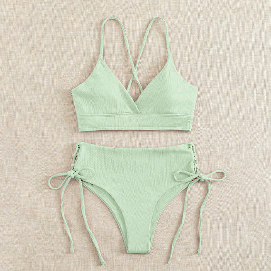 Damen Bikini-Set mit verstellbaren Trägern und raffinierten Schnürdetails
