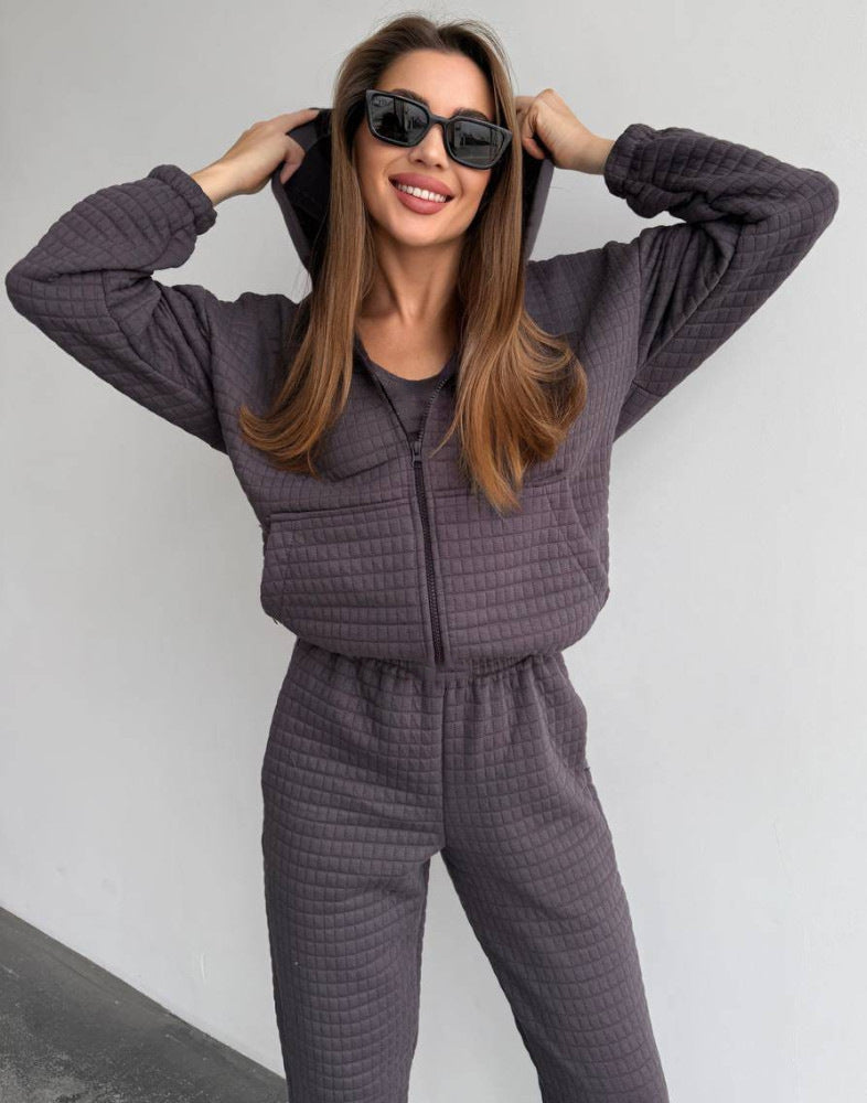 Damen gesteppter Quilt-Lounge-Zweiteiler aus Soft-Fleece mit Kapuzen-Zipjacke, High-Waist-Bundhose und Bustier-Top Nord Taschen