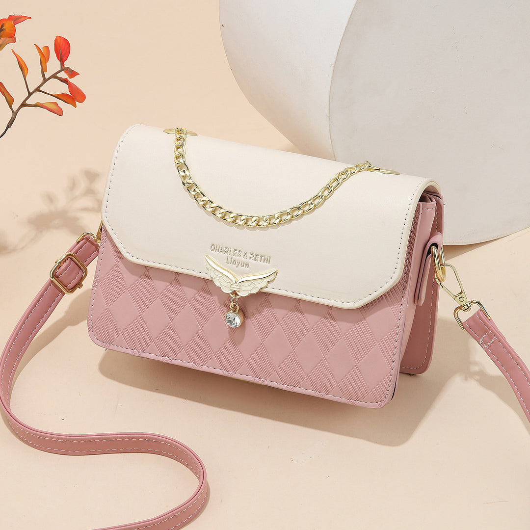 Damen Schultertasche mit elegantem Karomuster und goldener Kette Nord Taschen