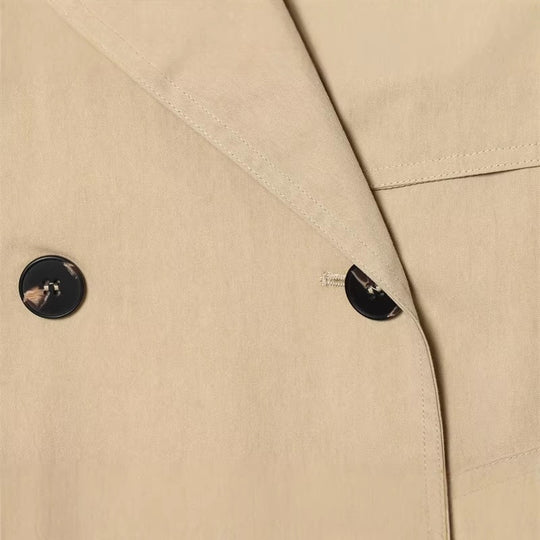 Damen Cropped doppeltreihiger Trenchblazer mit Bindegürtel und Epauletten Nord Taschen