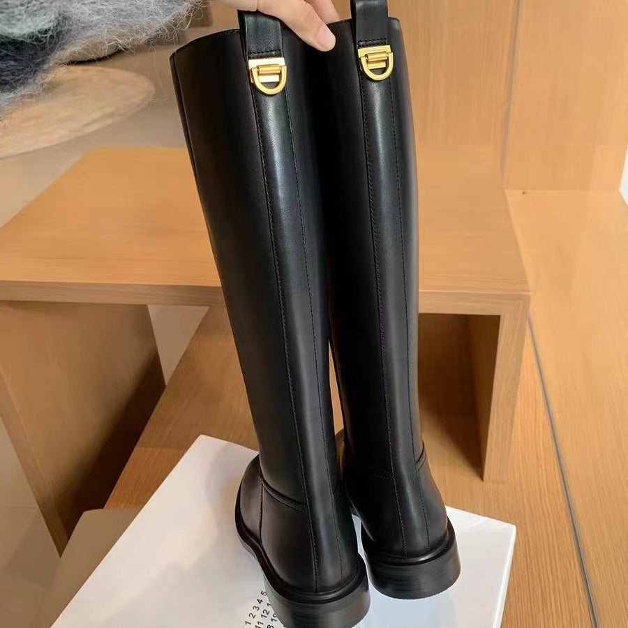 Damen Kniehohe Glattleder-Stiefel mit schlanker Silhouette und flacher Profilsohle Nord Taschen
