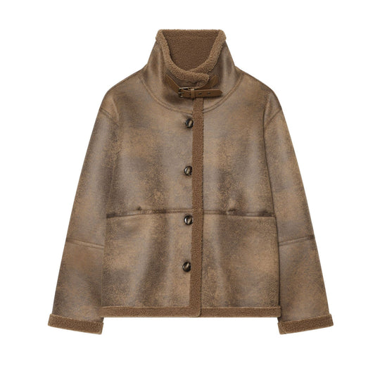 Damen Kurzjacke im Lammfell‑Look mit hoher Stehkragen‑Schnalle und aufgesetzten Taschen Nord Taschen