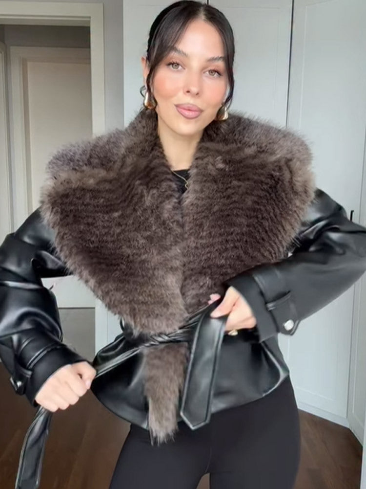 Damen Kurzjacke im Biker-Blouson-Stil aus Lederimitat mit voluminösem Kunstfell-Schalkragen und Taillengürtel Nord Taschen