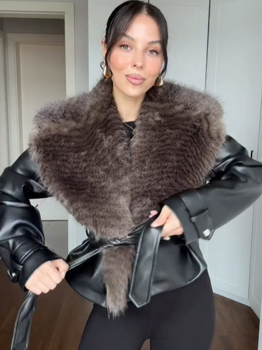Damen Kurzjacke im Biker-Blouson-Stil aus Lederimitat mit voluminösem Kunstfell-Schalkragen und Taillengürtel Nord Taschen