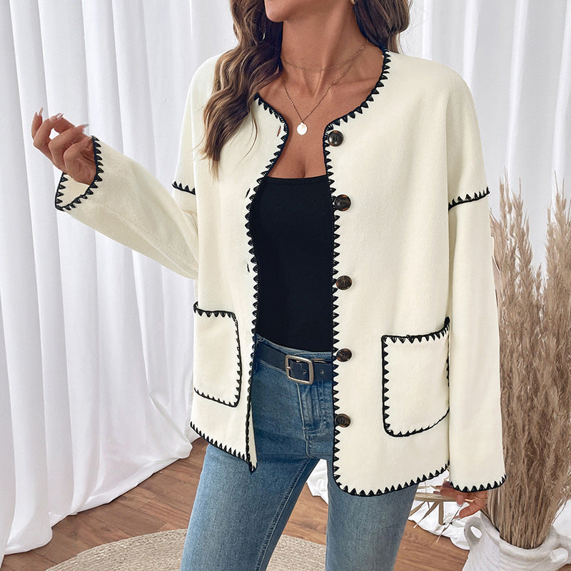 Damen Lockerer Rundhalsausschnitt-Cardigan mit kontrastierender Zierstich-Naht, Knopfleiste & aufgesetzten Taschen Nord Taschen