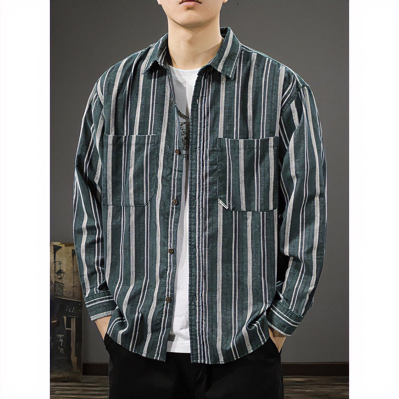 Herren Oversized Breitcord-Hemdjacke mit vertikaler Streifenstruktur und aufgesetzten Brusttaschen Nord Taschen
