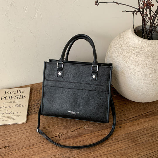 Damenhandtasche im minimalistischen Design mit abnehmbarem Schulterriemen Nord Taschen