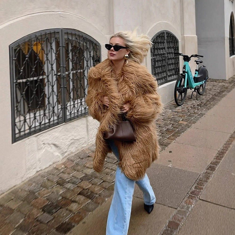 Damen Oversize Shaggy‑Kunstpelz‑Mantel mit langer Florstruktur und verdeckter Knopfleiste Nord Taschen