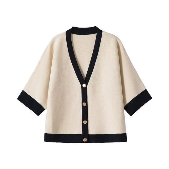 Damen Kurzärmeliges Strickponcho-Cardigan mit Kontrastblende und dekorativen Goldknöpfen Nord Taschen