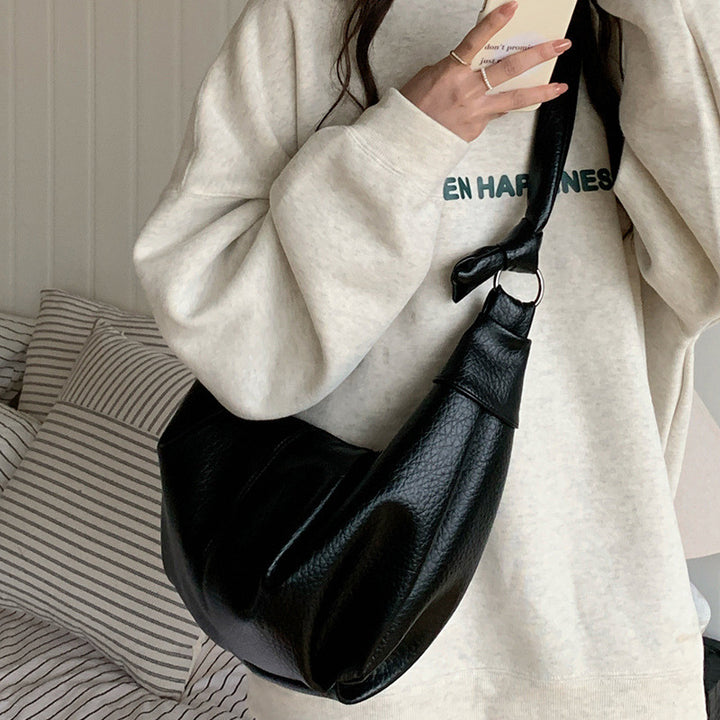 Damen Hobo-Tasche mit raffinierter Drapierung und modernem Tragegurt Nord Taschen