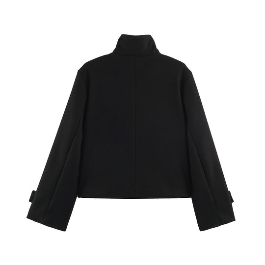Damen Kurzjacke im Boxy‑Schnitt mit hochschließendem Schlauchkragen und asymmetrischer Knopfleiste Nord Taschen