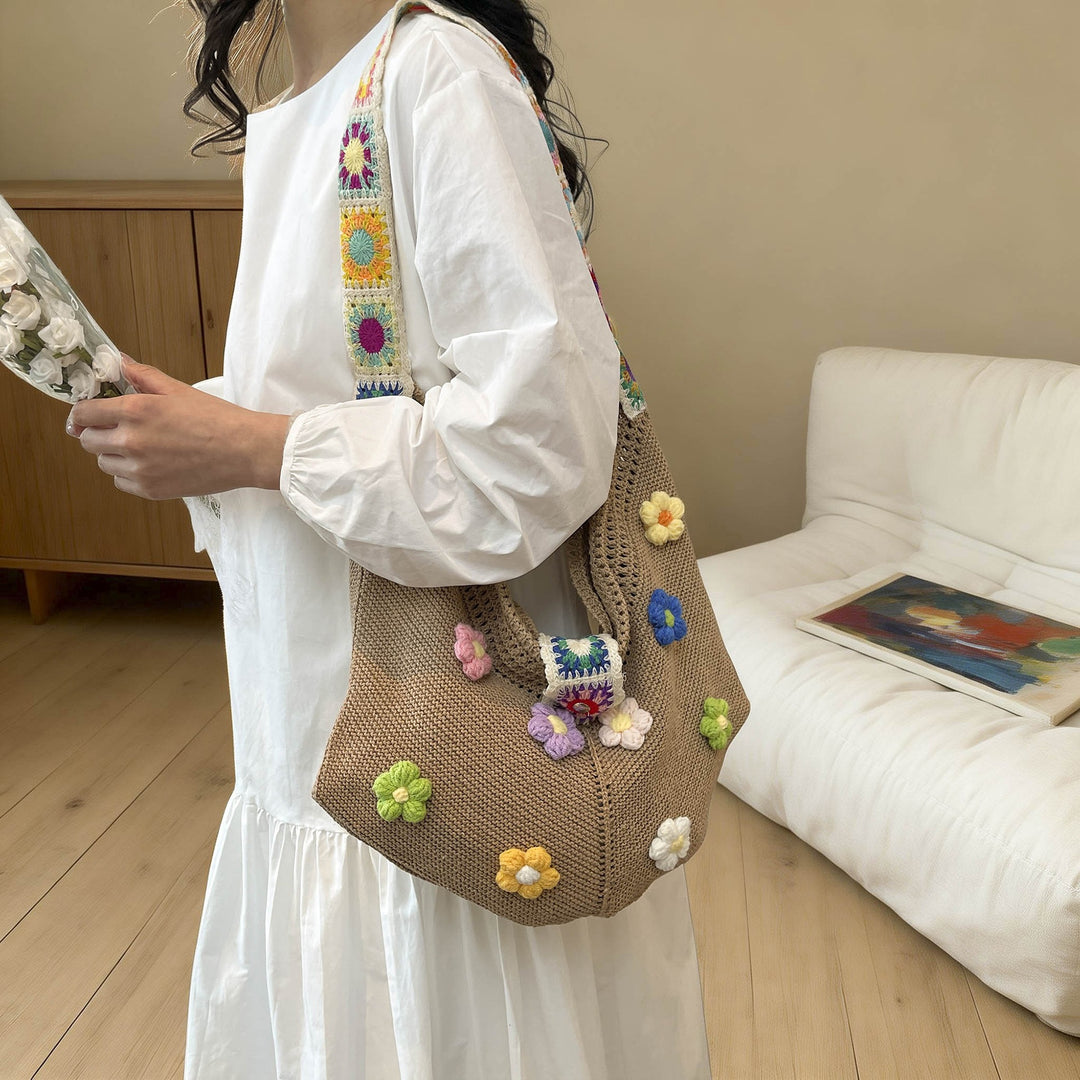 Damen Häkel-Umhängetasche mit bunten Blumenapplikationen Nord Taschen