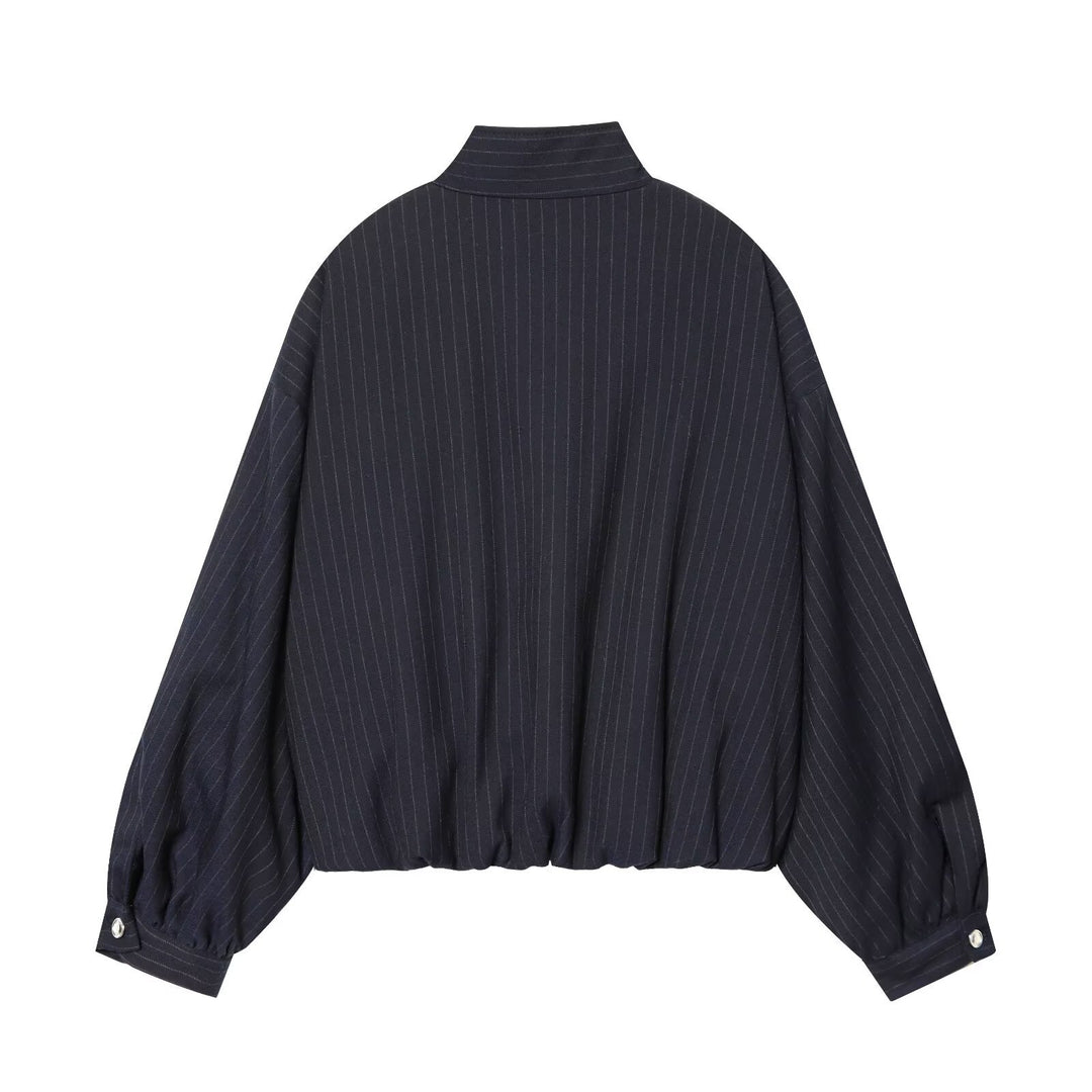 Damen Kurze Nadelstreifen-Blousonjacke mit Stehkragen, Ballonärmeln und elastischem Saum Nord Taschen