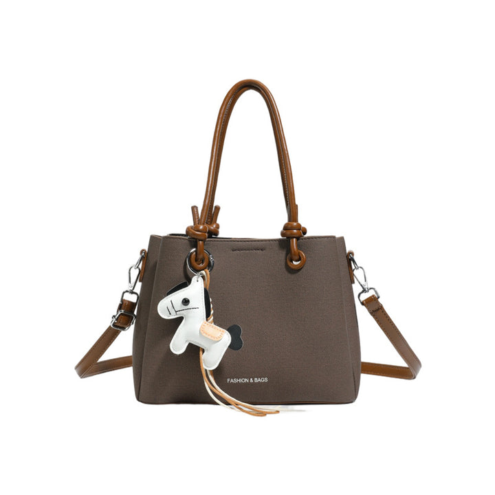 Damen Umhängetasche mit charmantem Tieranhänger Nord Taschen