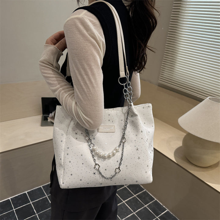 Damen bequeme Schultertasche mit dekorativem Kettendetail Nord Taschen