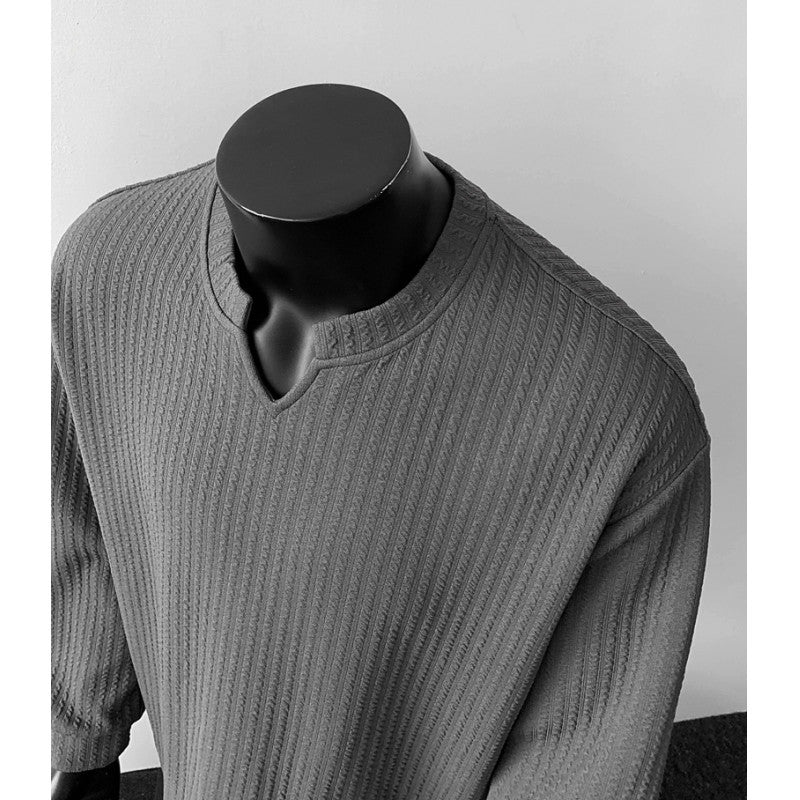 Herren grobstrukturierter Strickpullover mit V-förmigem Schlitzkragen und gerundetem Saum Nord Taschen