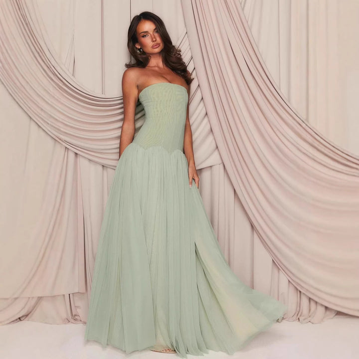 Damen elegantes, trägerloses Maxikleid mit fließendem Tüllrock