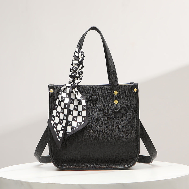 Damen Tragetasche mit elegantem Design und abnehmbarem Seiden-Schal Nord Taschen