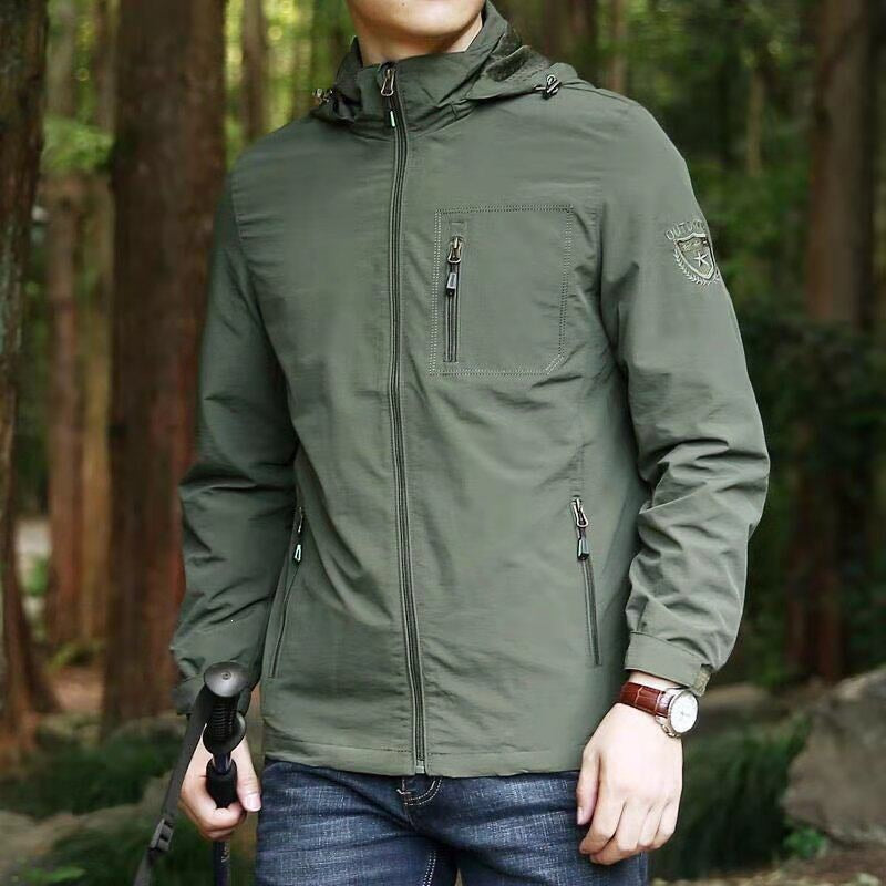 Herren Atmungsaktive Trekking‑Shelljacke mit Kapuze, Brusttasche & Reißverschlusstaschen Nord Taschen