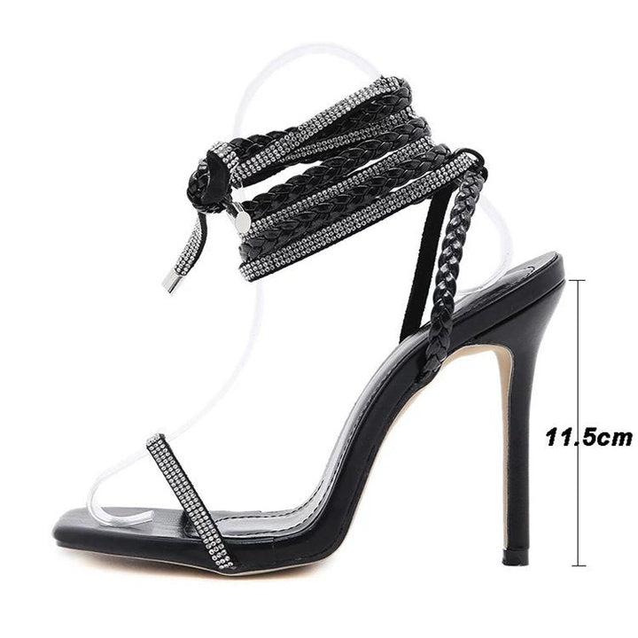 Damen Hohe Sandalen mit eleganten geflochtenen Riemen und Ankle-Strap