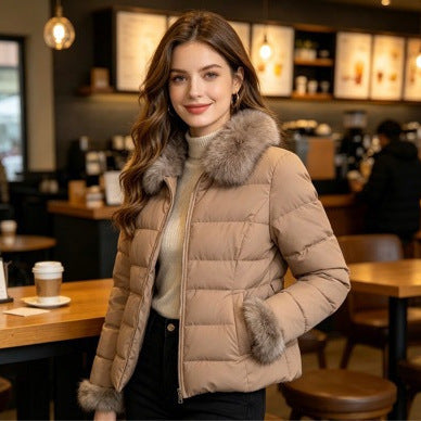 Damen nan kurze taillierte Wintersteppjacke mit abnehmbarem Webpelzkragen, tonalen Taillenriegeln und verdecktem zweiwege-reißverschluss Nord Taschen