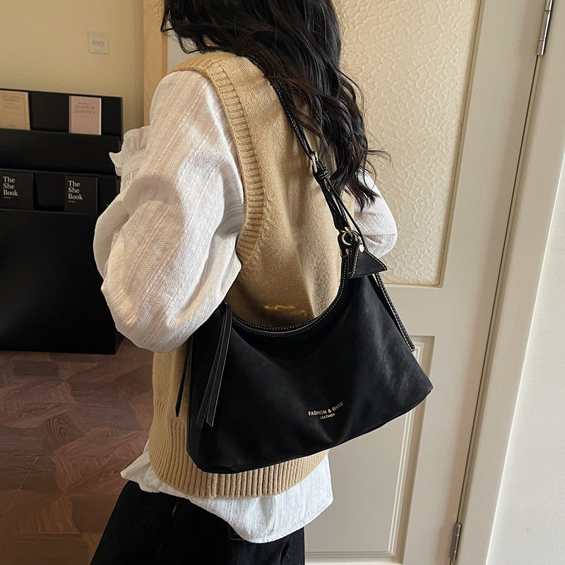 Damen Hobo-Tasche mit elegantem, weich strukturiertem Kunstleder Nord Taschen